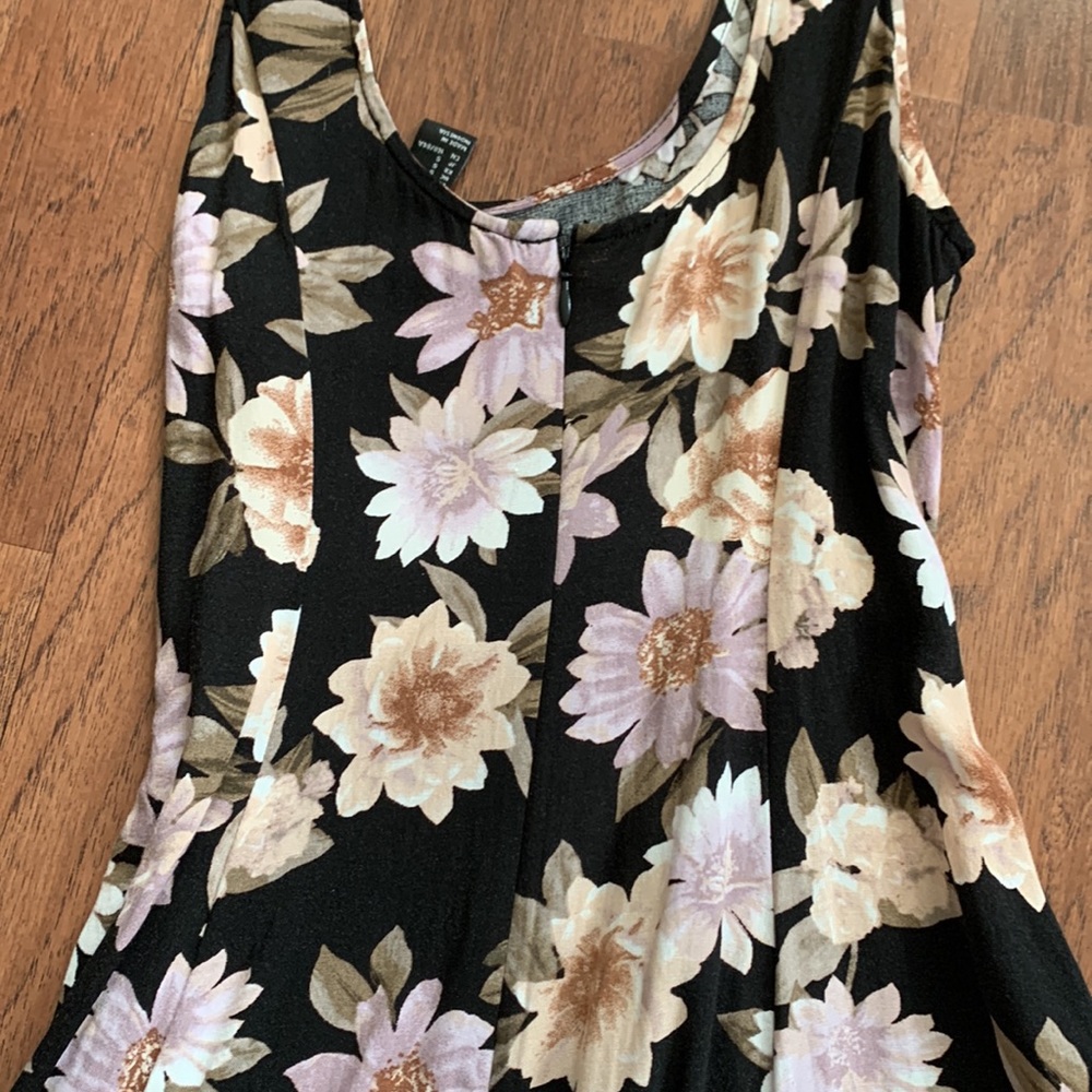 Forever 21 Black Floral Midi Dress with Cream & Light Pink Blooms - Picture 4 of 5